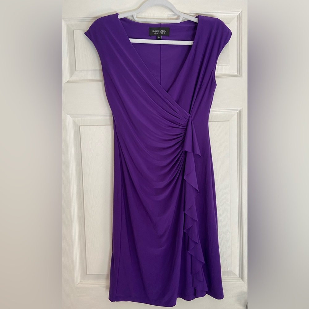 Black label Evening dress- Size 6